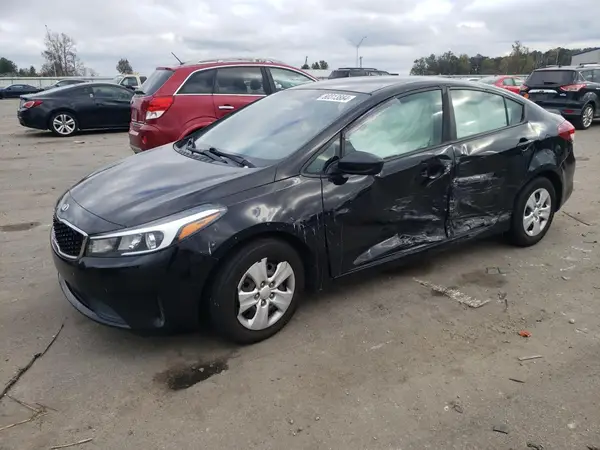 3KPFK4A76HE092886 2017 KIA FORTE - Image 1