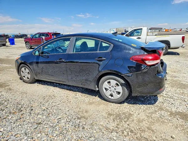 3KPFK4A76HE093357 2017 KIA FORTE - Image 2