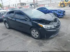 3KPFK4A76HE100436 2017 KIA FORTE