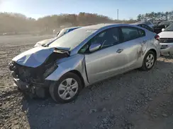 3KPFK4A76HE102218 2017 KIA FORTE