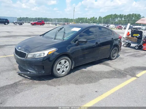 3KPFK4A76HE108245 2017 KIA FORTE - Image 2