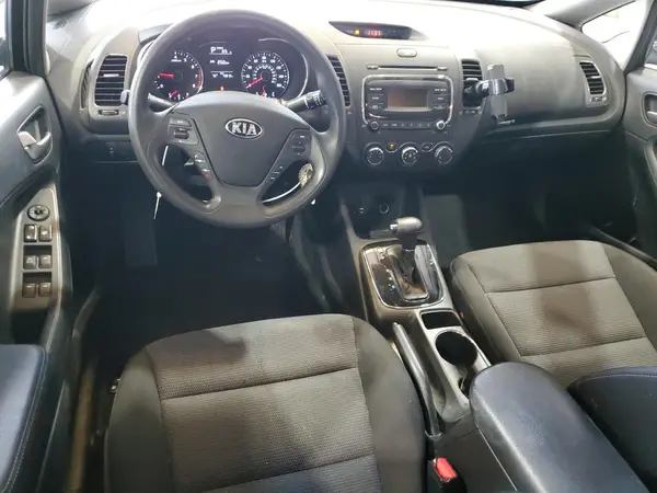 3KPFK4A76HE113669 2017 KIA FORTE - Image 8