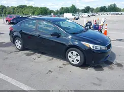3KPFK4A76HE125532 2017 KIA FORTE