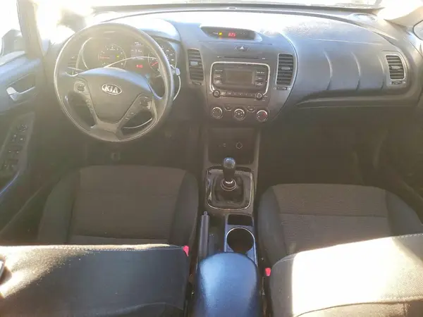 3KPFK4A76HE125708 2017 KIA FORTE - Image 8