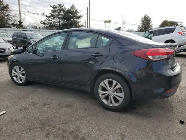 3KPFK4A76HE126373 2017 KIA FORTE - Image 2