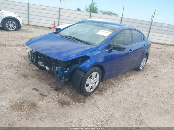 3KPFK4A76HE128446 2017 KIA FORTE - Image 1
