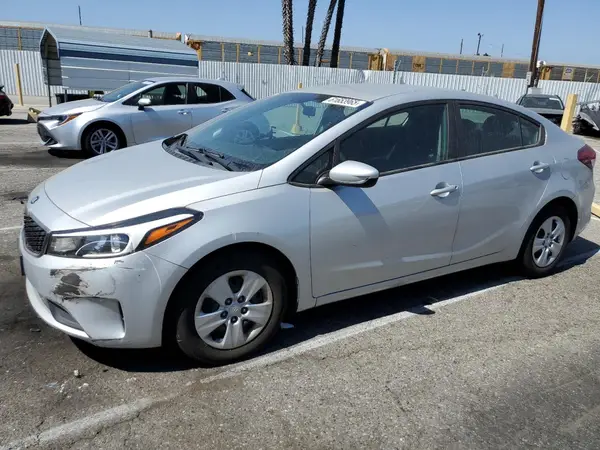 3KPFK4A76HE128723 2017 KIA FORTE - Image 1