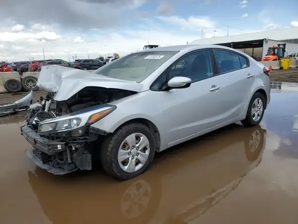 3KPFK4A76HE129824 2017 KIA FORTE - Image 1