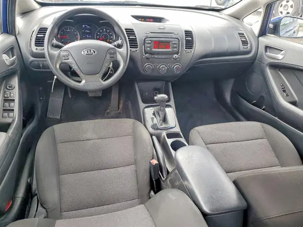3KPFK4A76HE133629 2017 KIA FORTE - Image 8