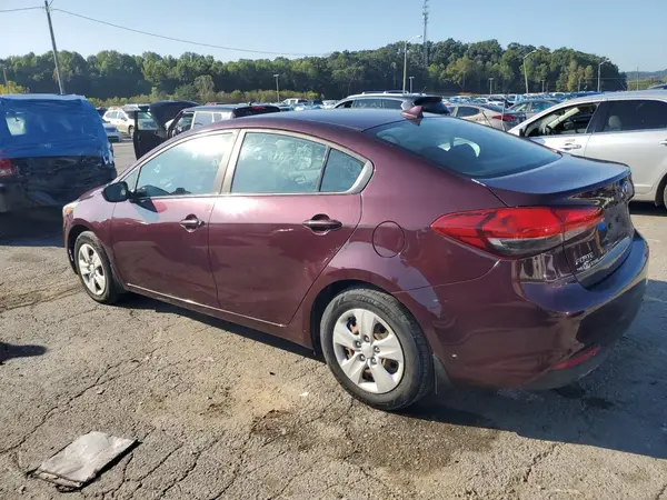 3KPFK4A76HE135915 2017 KIA FORTE - Image 2