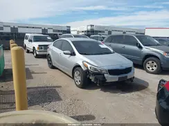 3KPFK4A76HE137664 2017 KIA FORTE