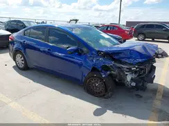 3KPFK4A76HE137776 2017 KIA FORTE
