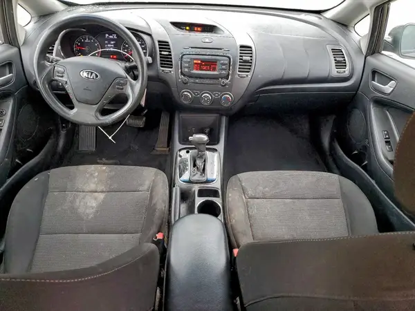 3KPFK4A76HE150317 2017 KIA FORTE - Image 8
