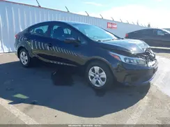 3KPFK4A76HE160524 2017 KIA FORTE
