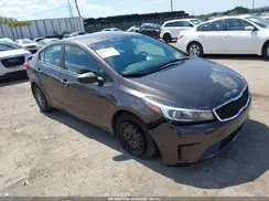 3KPFK4A76JE167656 2018 KIA FORTE