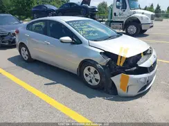 3KPFK4A76JE188376 2018 KIA FORTE