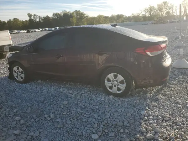 3KPFK4A76JE211316 2018 KIA FORTE - Image 2