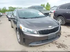3KPFK4A76JE217472 2018 KIA FORTE