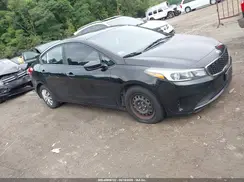 3KPFK4A76JE222638 2018 KIA FORTE