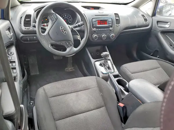 3KPFK4A76JE227080 2018 KIA FORTE - Image 8