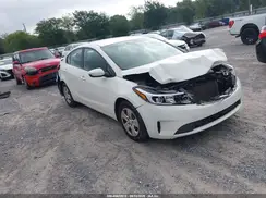 3KPFK4A76JE229010 2018 KIA FORTE