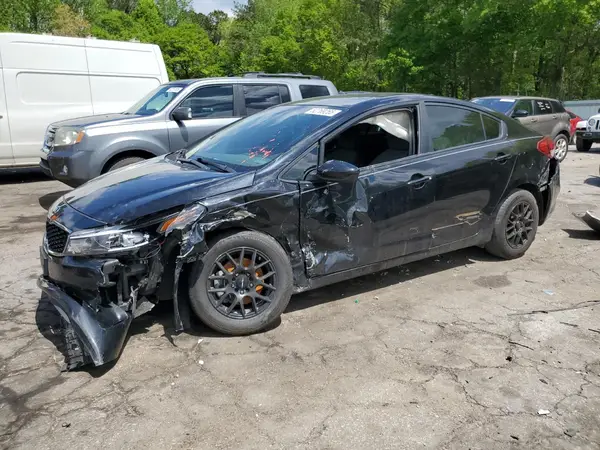 3KPFK4A76JE229699 2018 KIA FORTE - Image 1