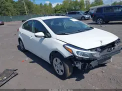 3KPFK4A76JE236023 2018 KIA FORTE