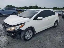 3KPFK4A76JE239875 2018 KIA FORTE