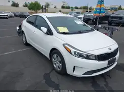 3KPFK4A76JE242453 2018 KIA FORTE