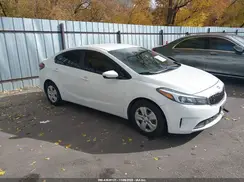 3KPFK4A76JE256854 2018 KIA FORTE