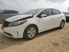 3KPFK4A76JE263464 2018 KIA FORTE