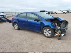 3KPFK4A76JE277705 2018 KIA FORTE