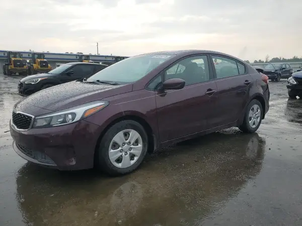 3KPFK4A76JE281897 2018 KIA FORTE - Image 1
