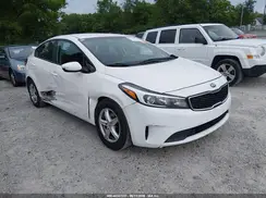 3KPFK4A77HE026766 2017 KIA FORTE