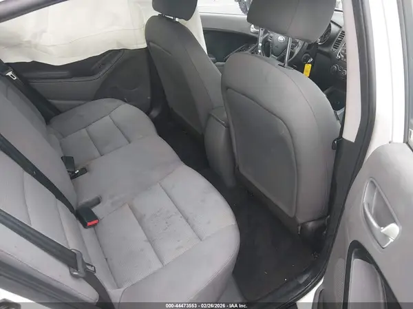 3KPFK4A77HE028209 2017 KIA FORTE - Image 8