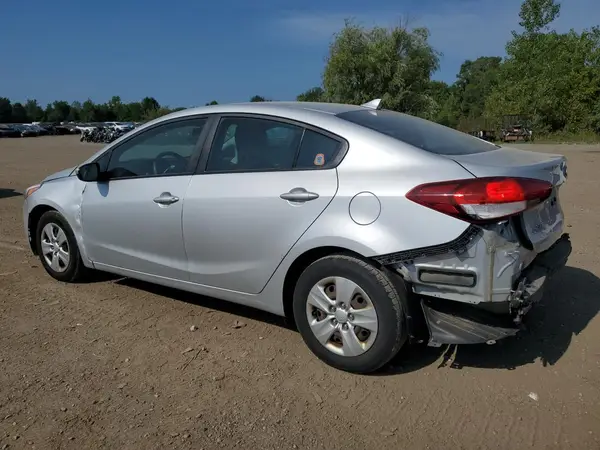 3KPFK4A77HE034477 2017 KIA FORTE - Image 2