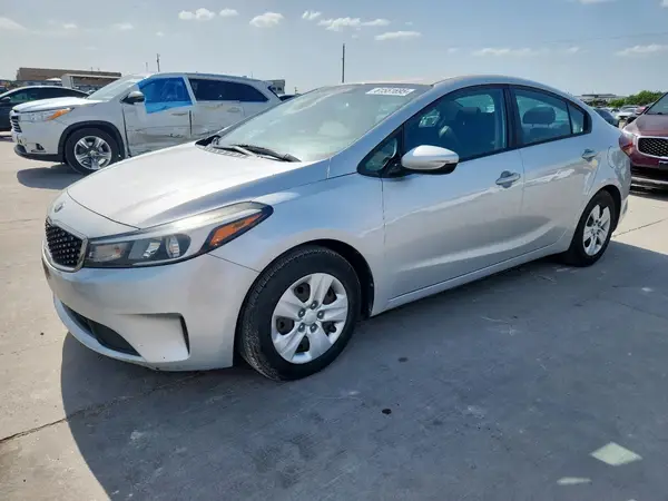 3KPFK4A77HE036794 2017 KIA FORTE - Image 1