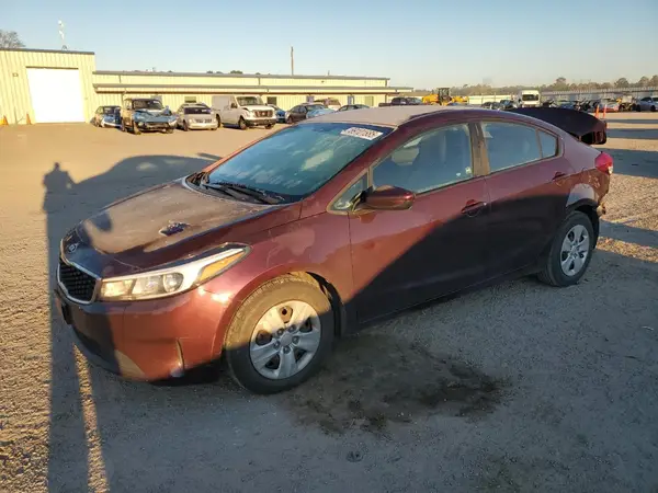 3KPFK4A77HE038674 2017 KIA FORTE - Image 1