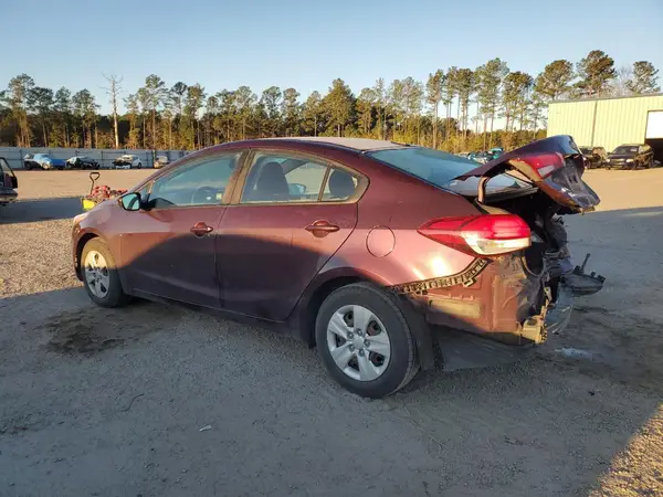3KPFK4A77HE038674 2017 KIA FORTE - Image 2