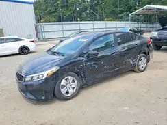 3KPFK4A77HE040828 2017 KIA FORTE