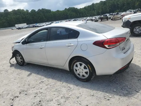 3KPFK4A77HE045074 2017 KIA FORTE - Image 2