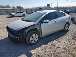 3KPFK4A77HE045883 2017 KIA FORTE