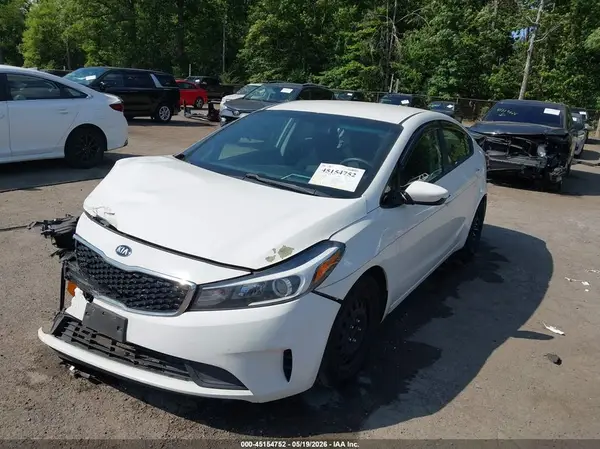 3KPFK4A77HE046113 2017 KIA FORTE - Image 2