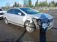 3KPFK4A77HE046953 2017 KIA FORTE