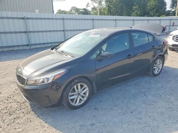 3KPFK4A77HE052266 2017 KIA FORTE - Image 1