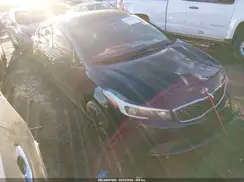 3KPFK4A77HE052607 2017 KIA FORTE