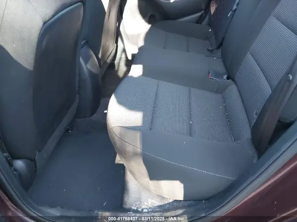 3KPFK4A77HE056947 2017 KIA FORTE - Image 8