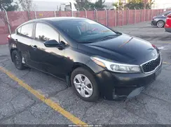 3KPFK4A77HE057693 2017 KIA FORTE