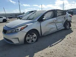 3KPFK4A77HE058049 2017 KIA FORTE