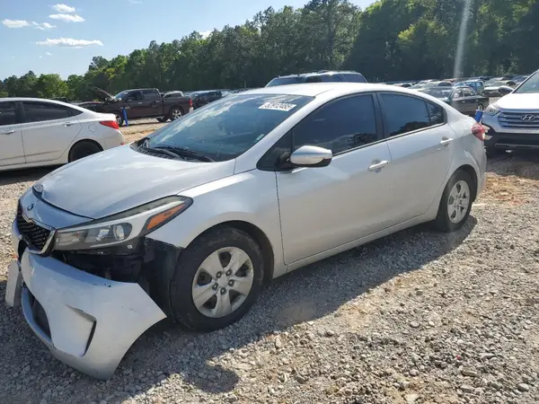 3KPFK4A77HE067396 2017 KIA FORTE - Image 1